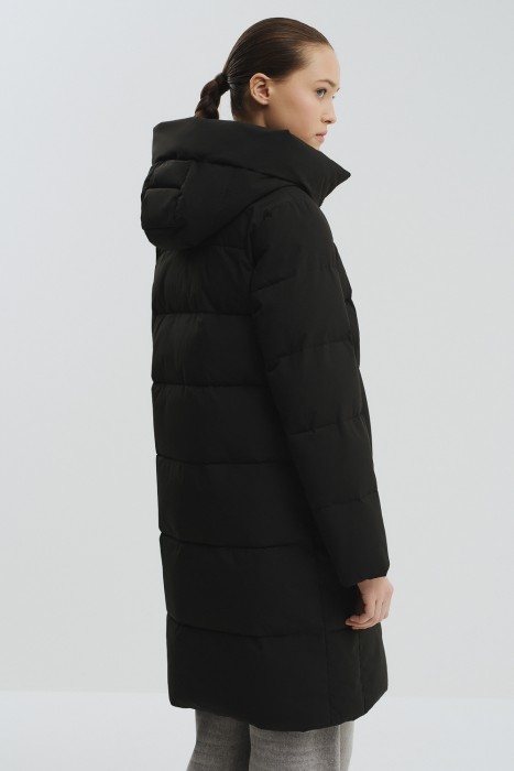 зимнее пальто с капюшоном по цене 5040 руб вид справа