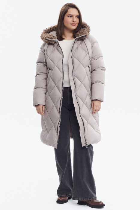 зимнее пальто с капюшоном от бренда снежная королева вид слева