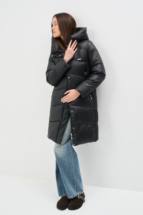 зимнее пальто с капюшоном из россии вид сбоку