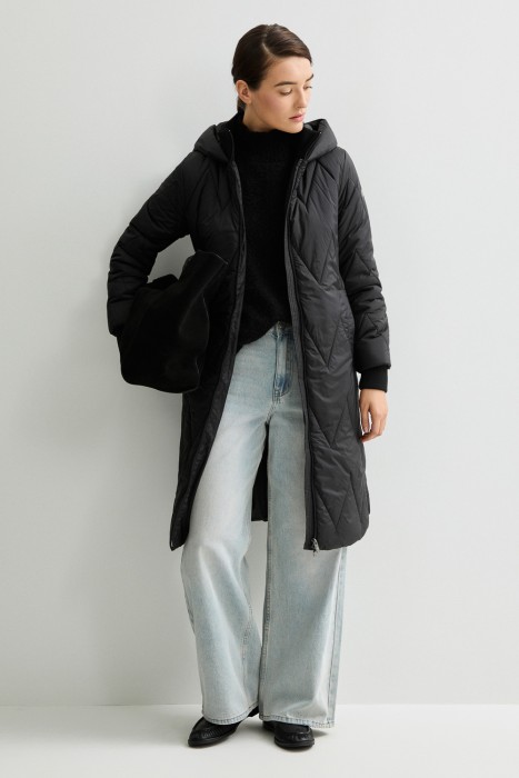 зимнее пальто с капюшоном из россии вид сбоку