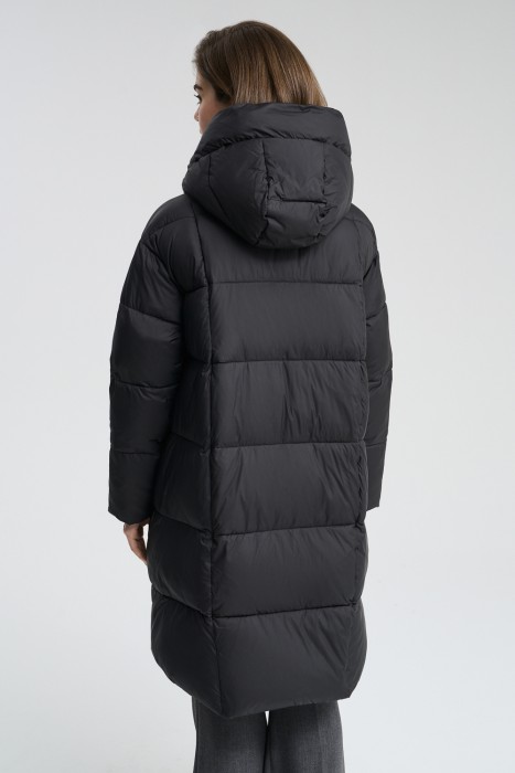 зимнее пальто с капюшоном по цене 3800 руб вид справа