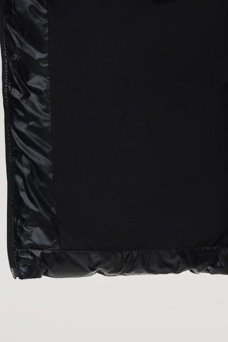 зимнее пальто с капюшоном из россии вид сбоку