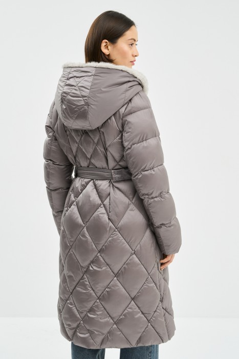 зимнее пальто с меховой отделкой по цене 12390 руб вид справа