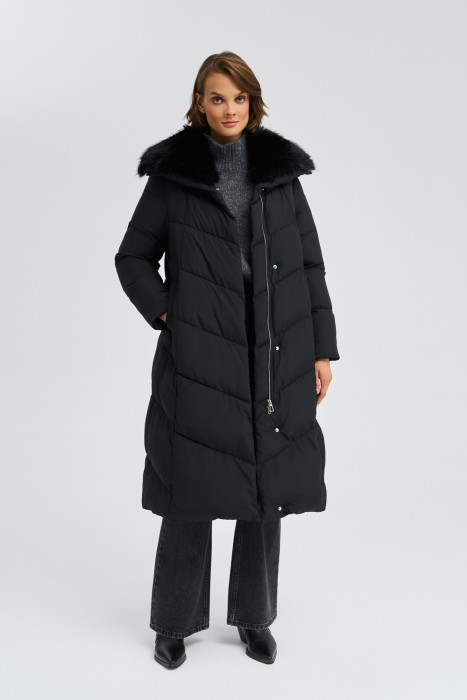 зимнее пальто с меховой отделкой 772757003 фотография