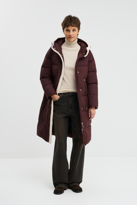 зимнее пальто с меховой отделкой из россии вид сбоку