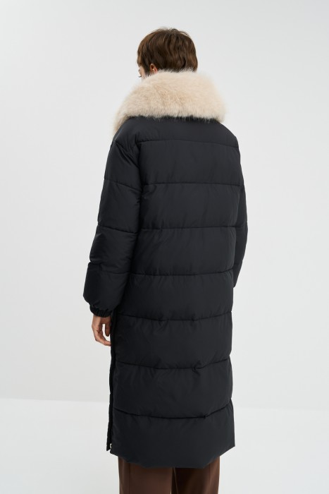 зимнее пальто с меховой отделкой по цене 8390 руб вид справа