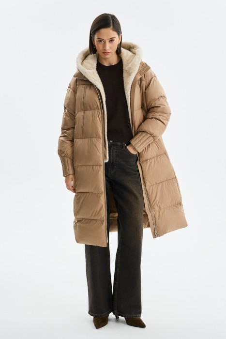 зимнее пальто с меховой отделкой 772762003 фотография