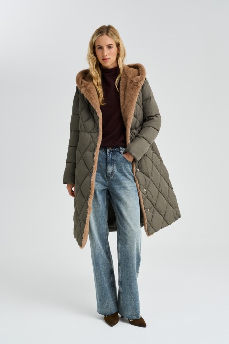 зимнее пальто с меховой отделкой 787836003 фотография