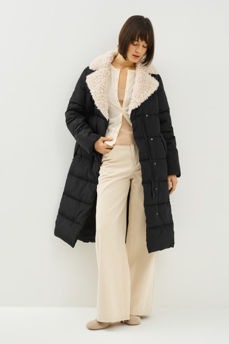 зимнее пальто с меховой отделкой из россии вид сбоку