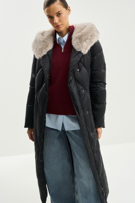 зимнее пальто с меховой отделкой 772290003 фотография