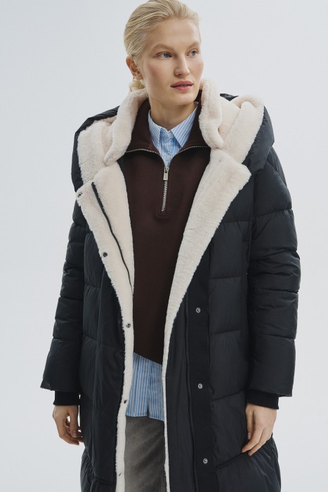 зимнее пальто с меховой отделкой 774378003 фотография