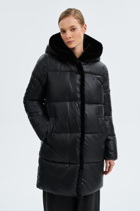 зимнее пальто с меховой отделкой 790235003 фотография