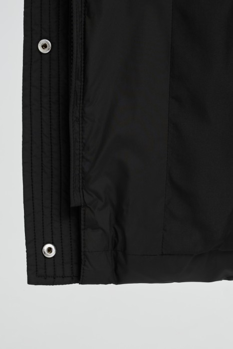 зимнее пальто с меховой отделкой из россии вид сбоку