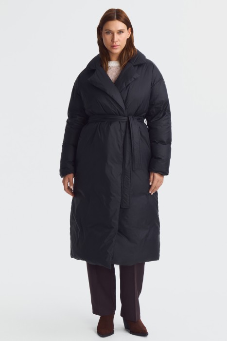 зимнее пальто с поясом от бренда снежная королева вид слева