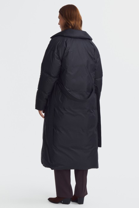 зимнее пальто с поясом из россии вид сбоку