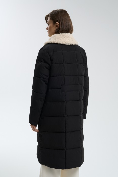 зимнее пальто по цене 4600 руб вид справа