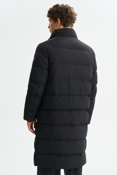 зимнее пальто по цене 7680 руб вид справа