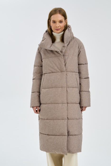 зимнее пальто от бренда снежная королева вид слева