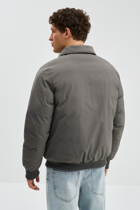 зимний бомбер с меховой отделкой по цене 3390 руб вид справа