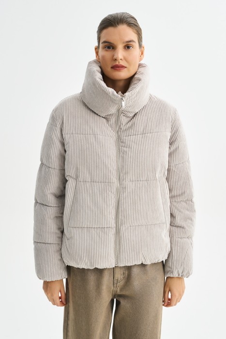 зимняя куртка из вельвета от бренда снежная королева вид слева