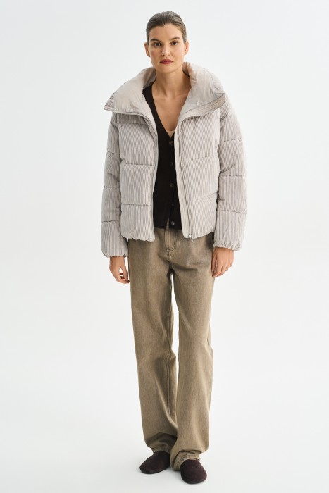 зимняя куртка из вельвета из россии вид сбоку