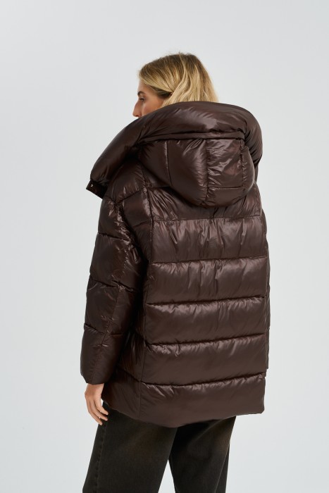 зимняя куртка с капюшоном и меховой отделкой по цене 15160 руб вид справа