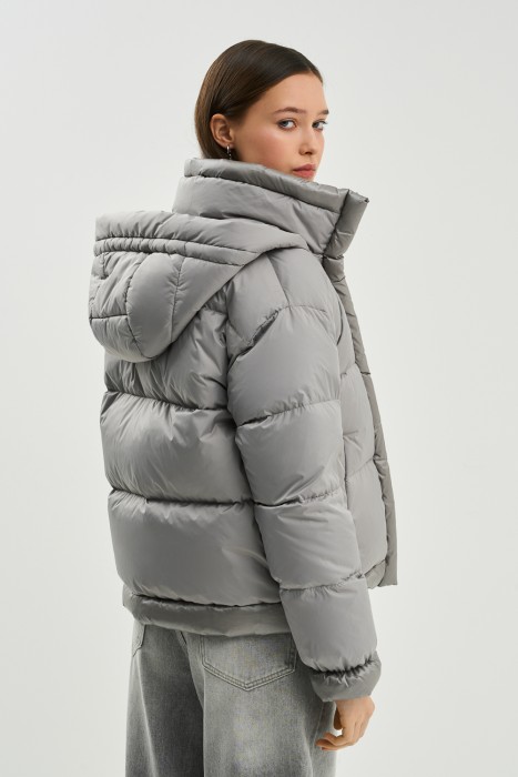 зимняя куртка с капюшоном по цене 3220 руб вид справа