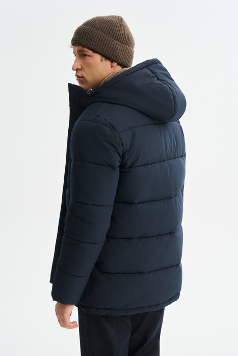 зимняя куртка с капюшоном по цене 3490 руб вид справа