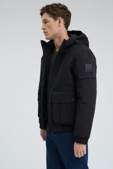 зимняя куртка с капюшоном по цене 2800 руб вид справа