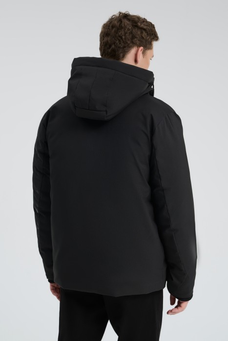 зимняя куртка с капюшоном по цене 4150 руб вид справа