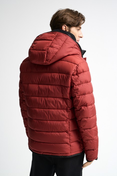 зимняя куртка с капюшоном по цене 8640 руб вид справа