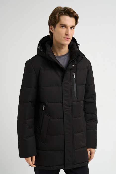 зимняя куртка с капюшоном от бренда снежная королева вид слева