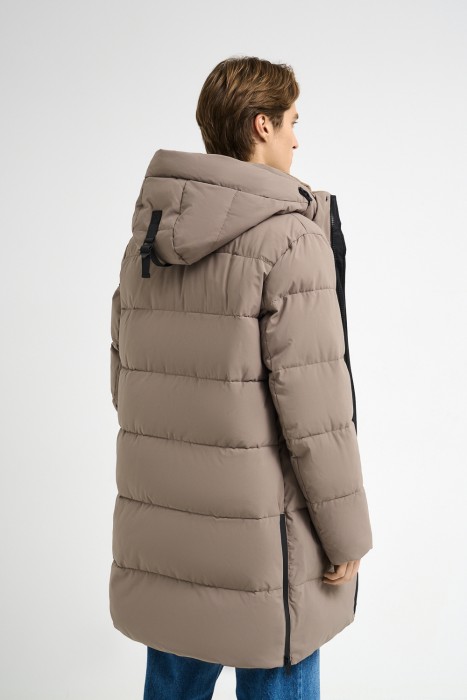 зимняя куртка с капюшоном по цене 8800 руб вид справа