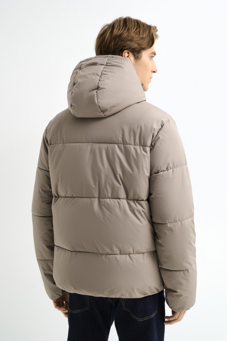 зимняя куртка с капюшоном по цене 3590 руб вид справа