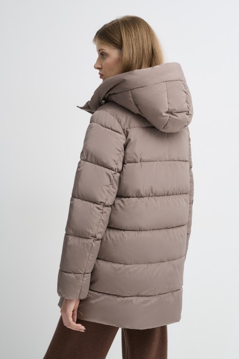 зимняя куртка с капюшоном по цене 5860 руб вид справа