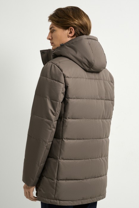 зимняя куртка с капюшоном по цене 6440 руб вид справа