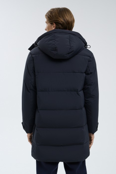 зимняя куртка с капюшоном по цене 4480 руб вид справа