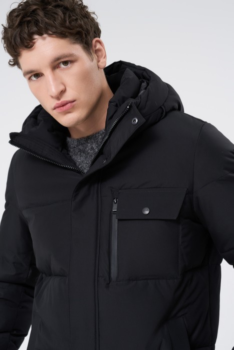 зимняя куртка с капюшоном из россии вид сбоку