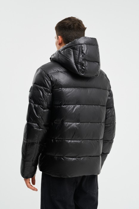 зимняя куртка с капюшоном по цене 8480 руб вид справа