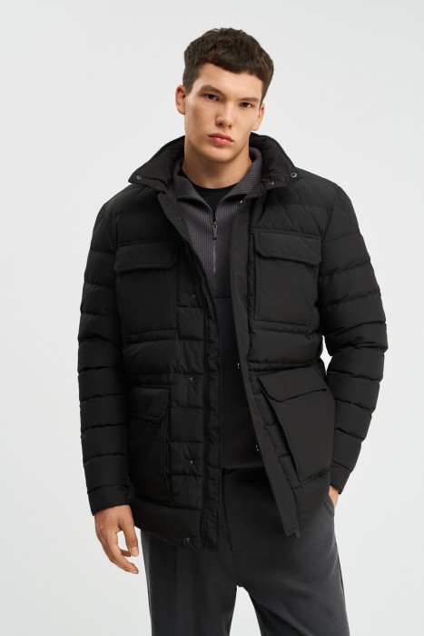 зимняя куртка с капюшоном от бренда снежная королева вид слева