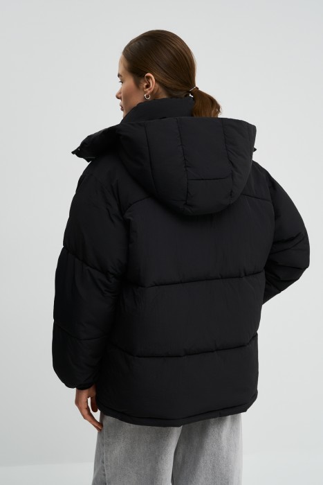 зимняя куртка с капюшоном по цене 5290 руб вид справа