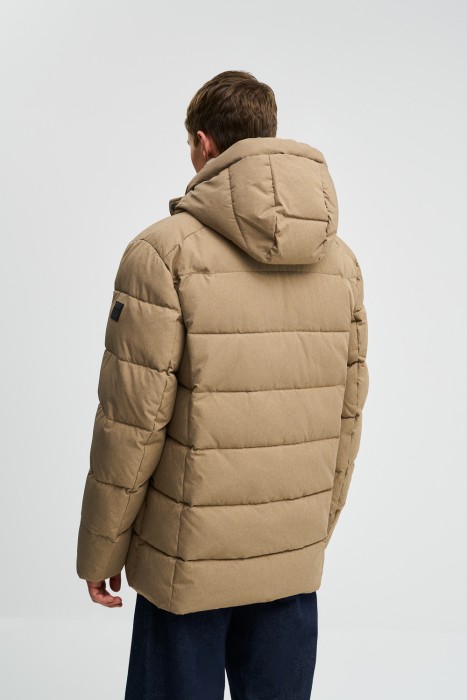 зимняя куртка с капюшоном по цене 5860 руб вид справа