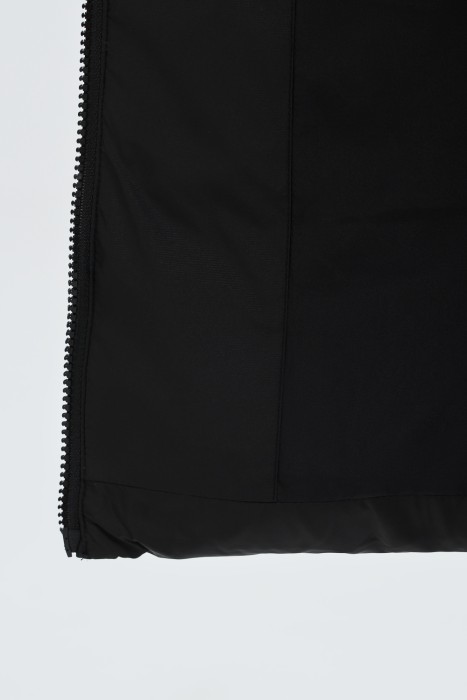 зимняя куртка с капюшоном из россии вид сбоку