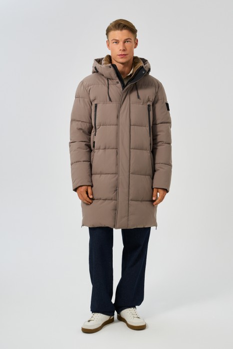 зимняя куртка с капюшоном от бренда снежная королева вид слева