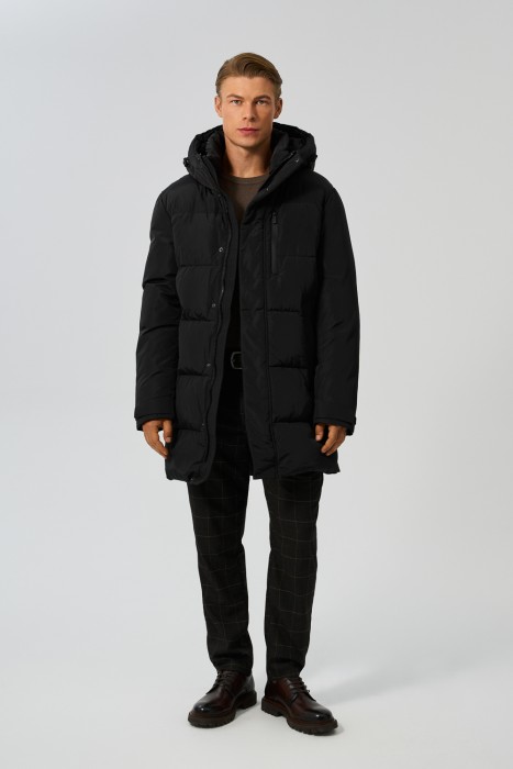 зимняя куртка с капюшоном из россии вид сбоку