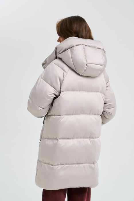 зимняя куртка с капюшоном по цене 5490 руб вид справа