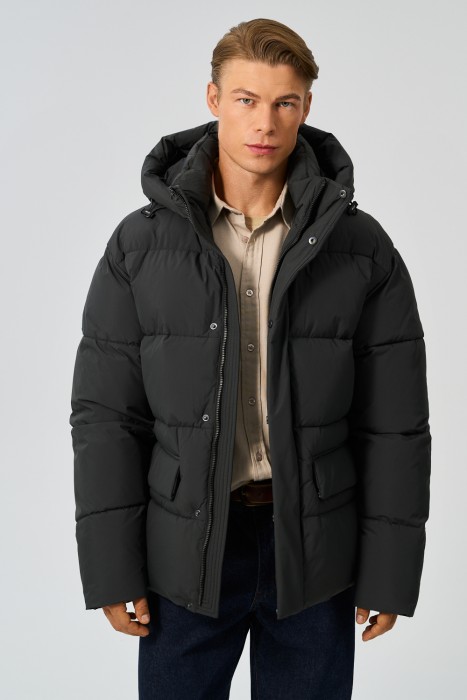 зимняя куртка с капюшоном по цене 4400 руб вид справа