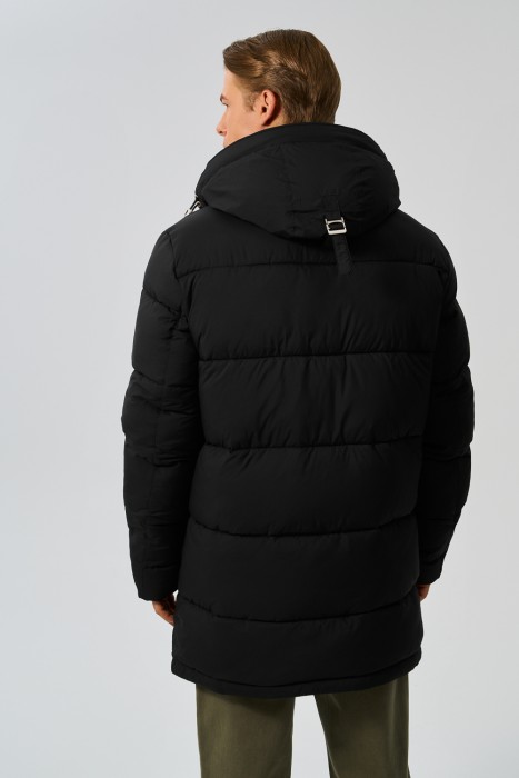 зимняя куртка с капюшоном по цене 4760 руб вид справа