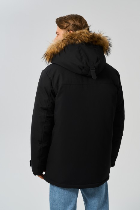 зимняя куртка с капюшоном по цене 6440 руб вид справа