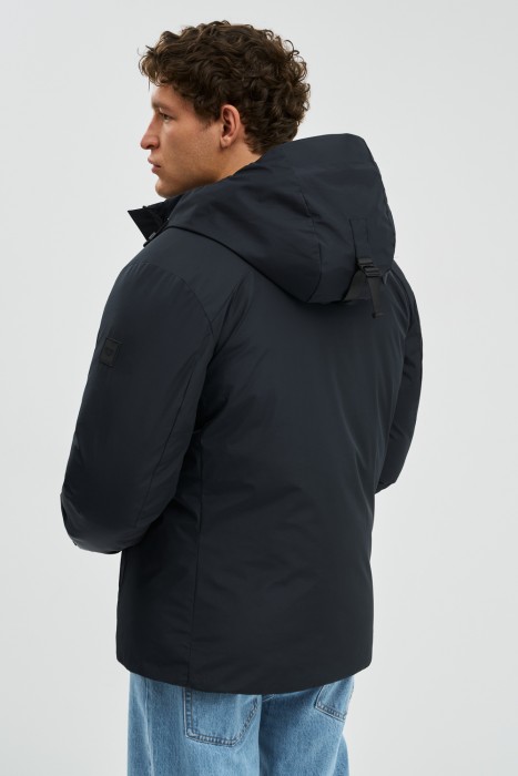 зимняя куртка с капюшоном по цене 3580 руб вид справа